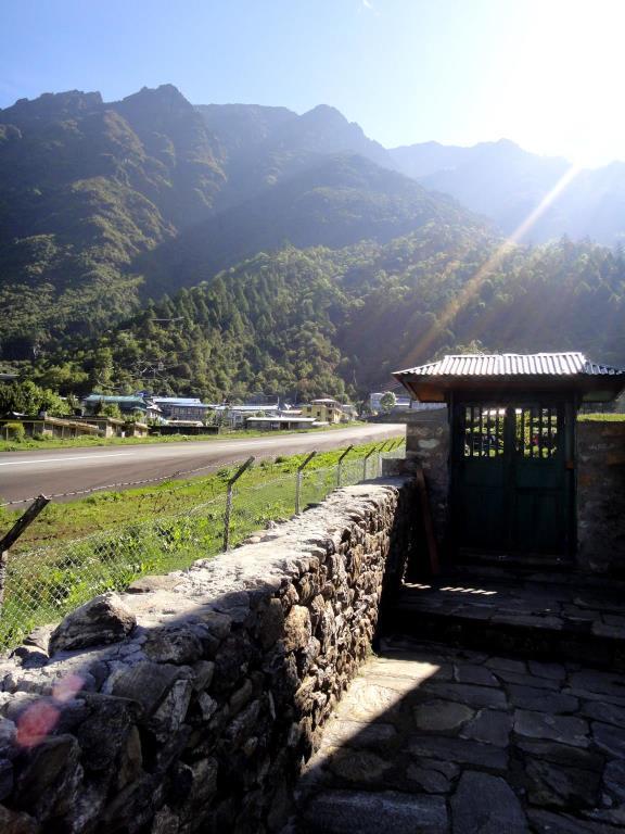 Lukla Airport Resort Lukla Luaran gambar